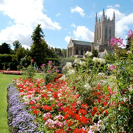 abbey gardens tourist info